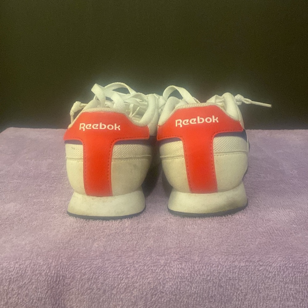 Shoes - Picture 4 of 7